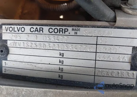 2002 Volvo V70 Xc z USA, uszkodzony, nr VIN YV1SZ58D321053477